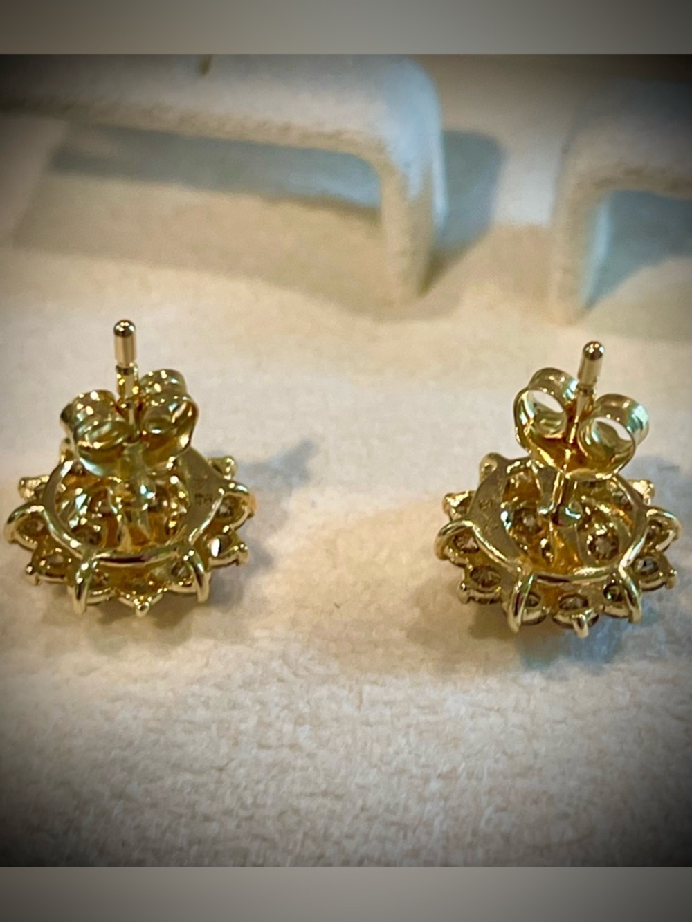 1 carat Champagne Diamond Stud Earrings - Picture 8 of 9
